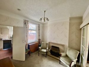 Dining Room- click for photo gallery